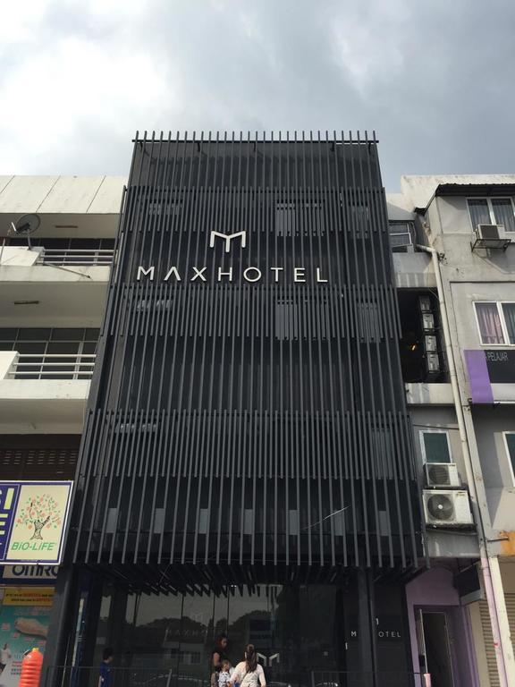 Max Hotel Subang Jaya Exterior foto