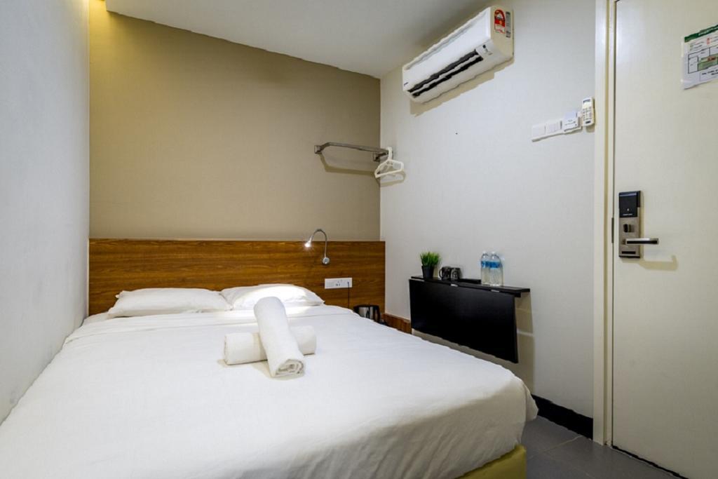 Max Hotel Subang Jaya Exterior foto