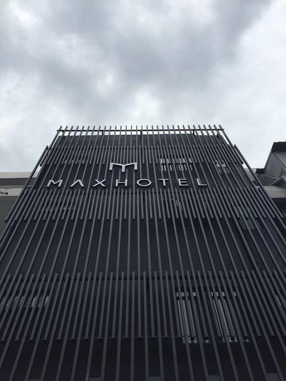 Max Hotel Subang Jaya Exterior foto